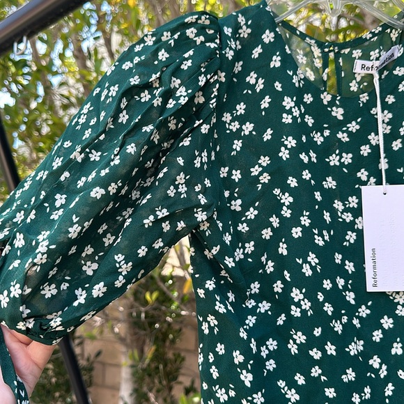 NWT Reformation Oakley Dress in Annette Floral Green Size 2 - Picture 8 of 12